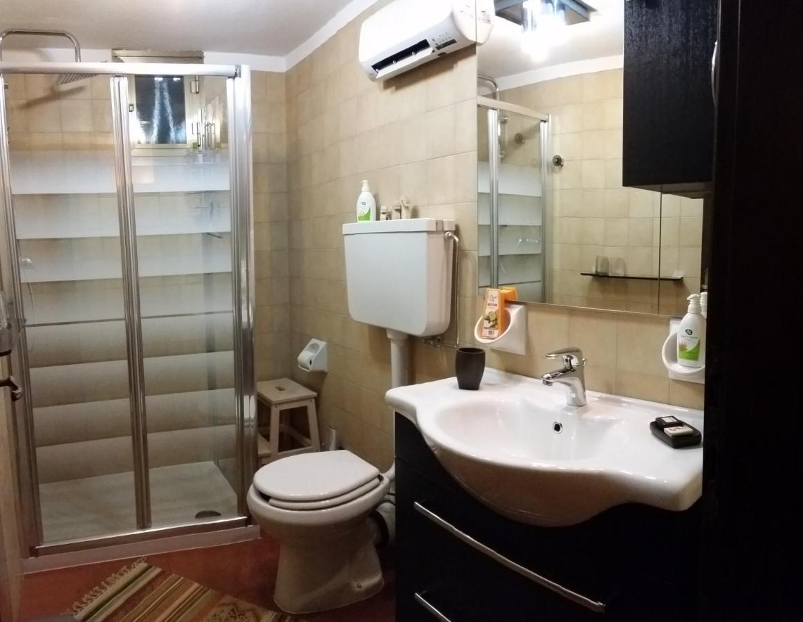 B&B Accanto Al Focolare 2 Удине Экстерьер фото