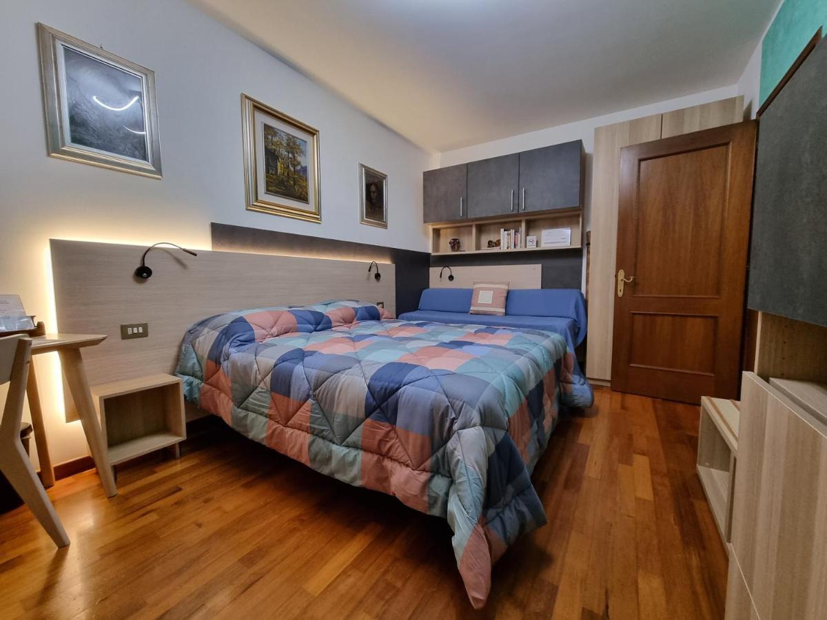 B&B Accanto Al Focolare 2 Удине Экстерьер фото